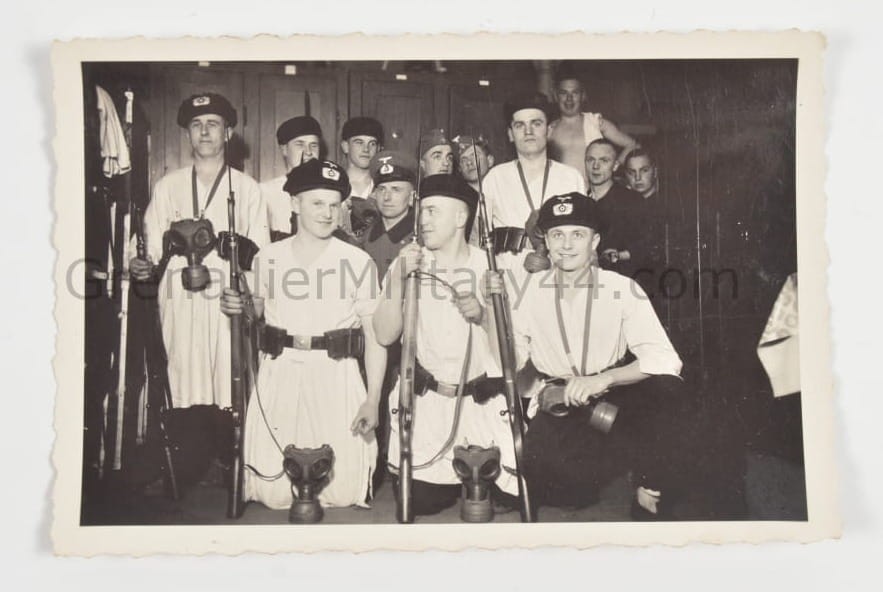 ZDJĘCIE KOSZARY CZOŁGIŚCI