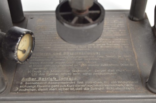 Kraftstoff-Heizkocher 1943