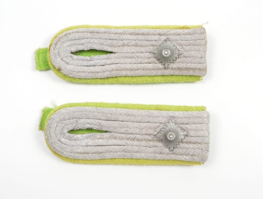 NARAMIENNIKI PORUCZNIK PANZERGRENADIER