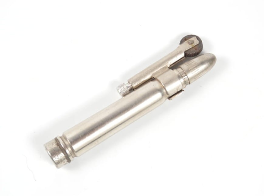 ZAPALNICZKA PRZEROBIONA Z NABOJU