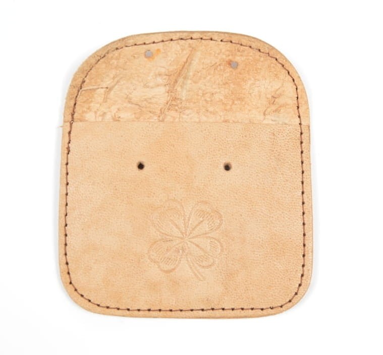 DOG TAG CARRYING POUCH