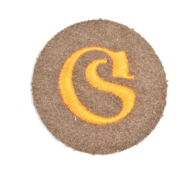 NASZYWKA FUNKCYJNA NA PŁASZCZ TROPIKALNY PERSONELU TRANSPORTU ZMOTORYZOWANEGO