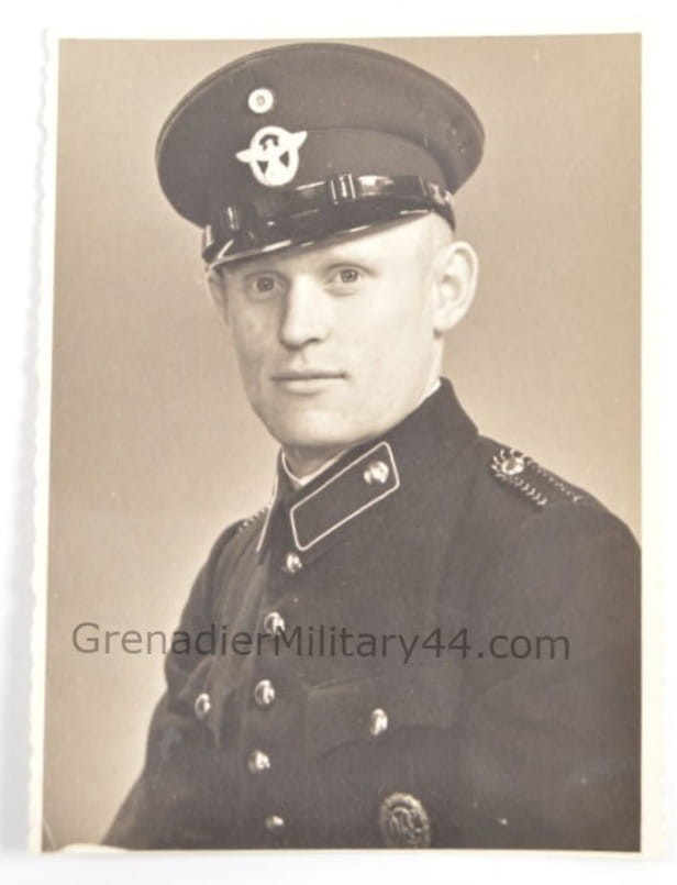 ZDJĘCIE SCHUTZPOLIZEI DRK