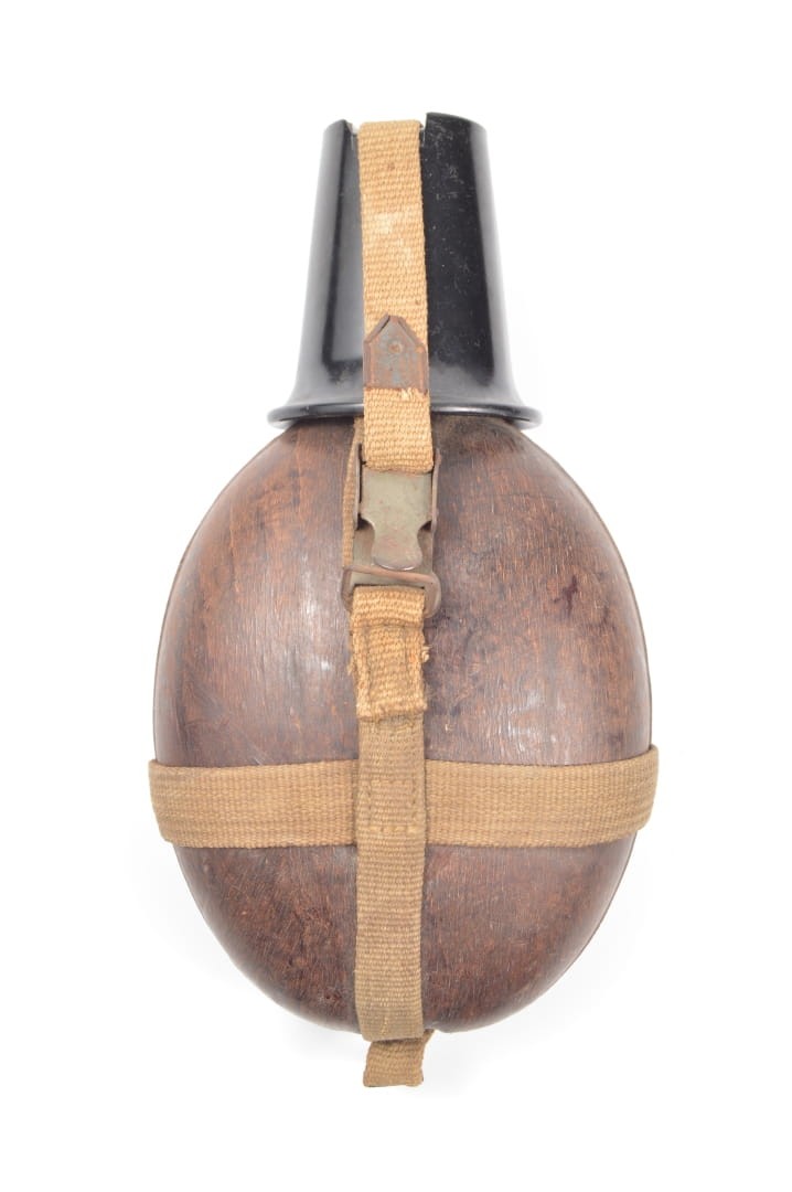 MANIERKA M31 ,, KOKOS,, SYGN. HRE 43