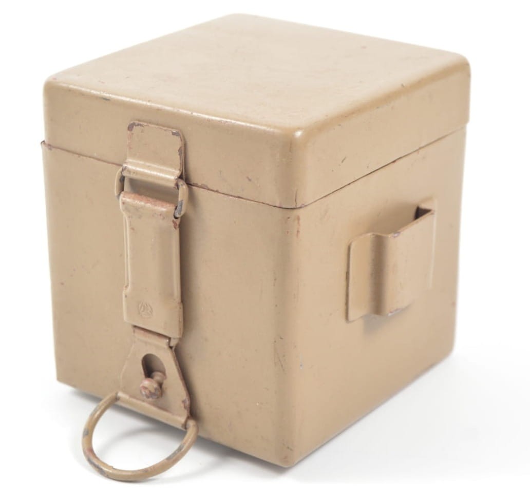 OPTICAL SIGHT BATTERY BOX WITH INSERT