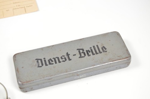 Dienst- Brille