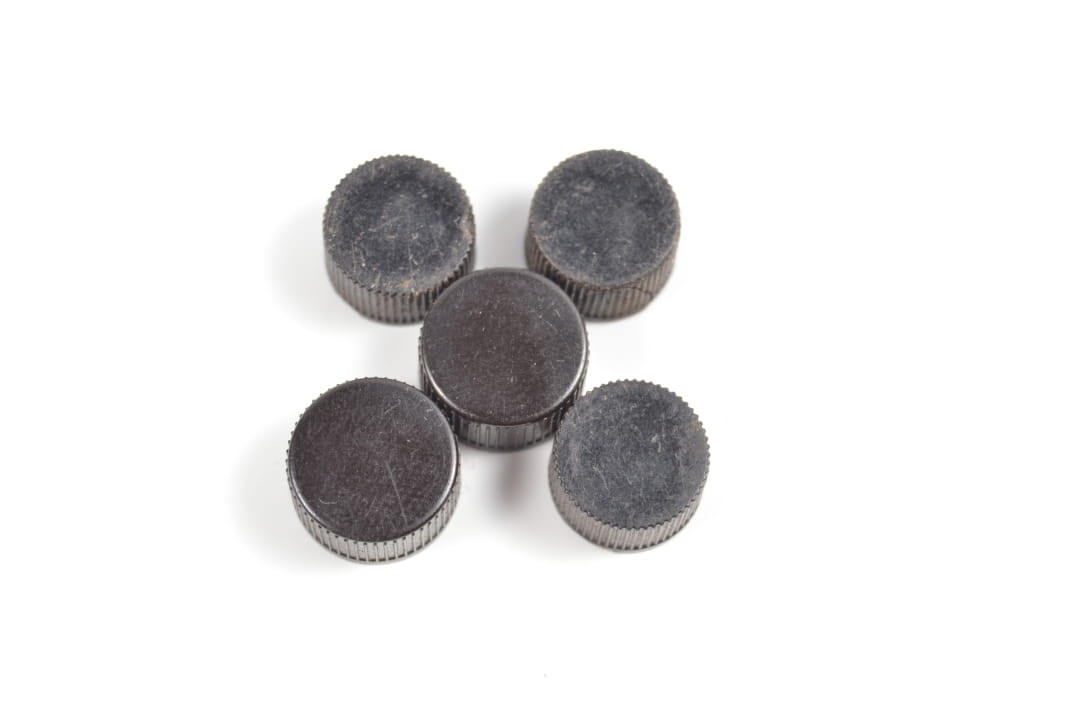 TRANSPORT CAPS FOR GERMAN FUSES
